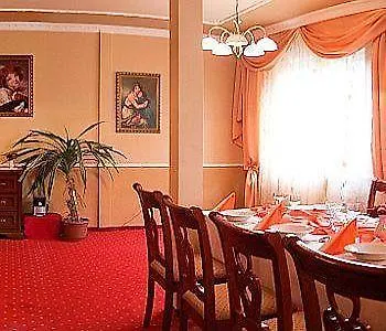 Anton Hotel
