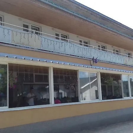 Anton 3* Тепличка-над-Вагом